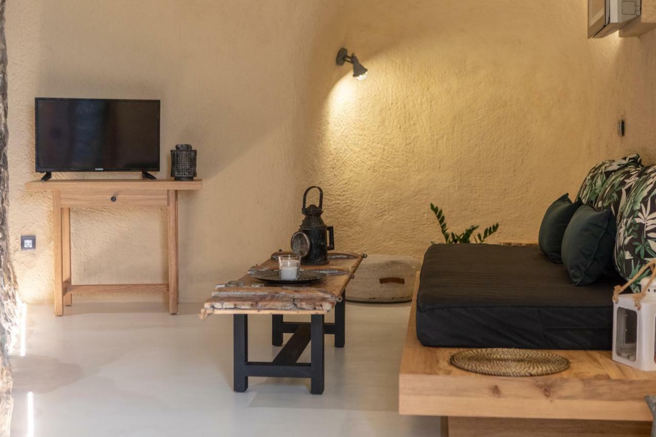 Nalas Suites Emporio  외부 사진