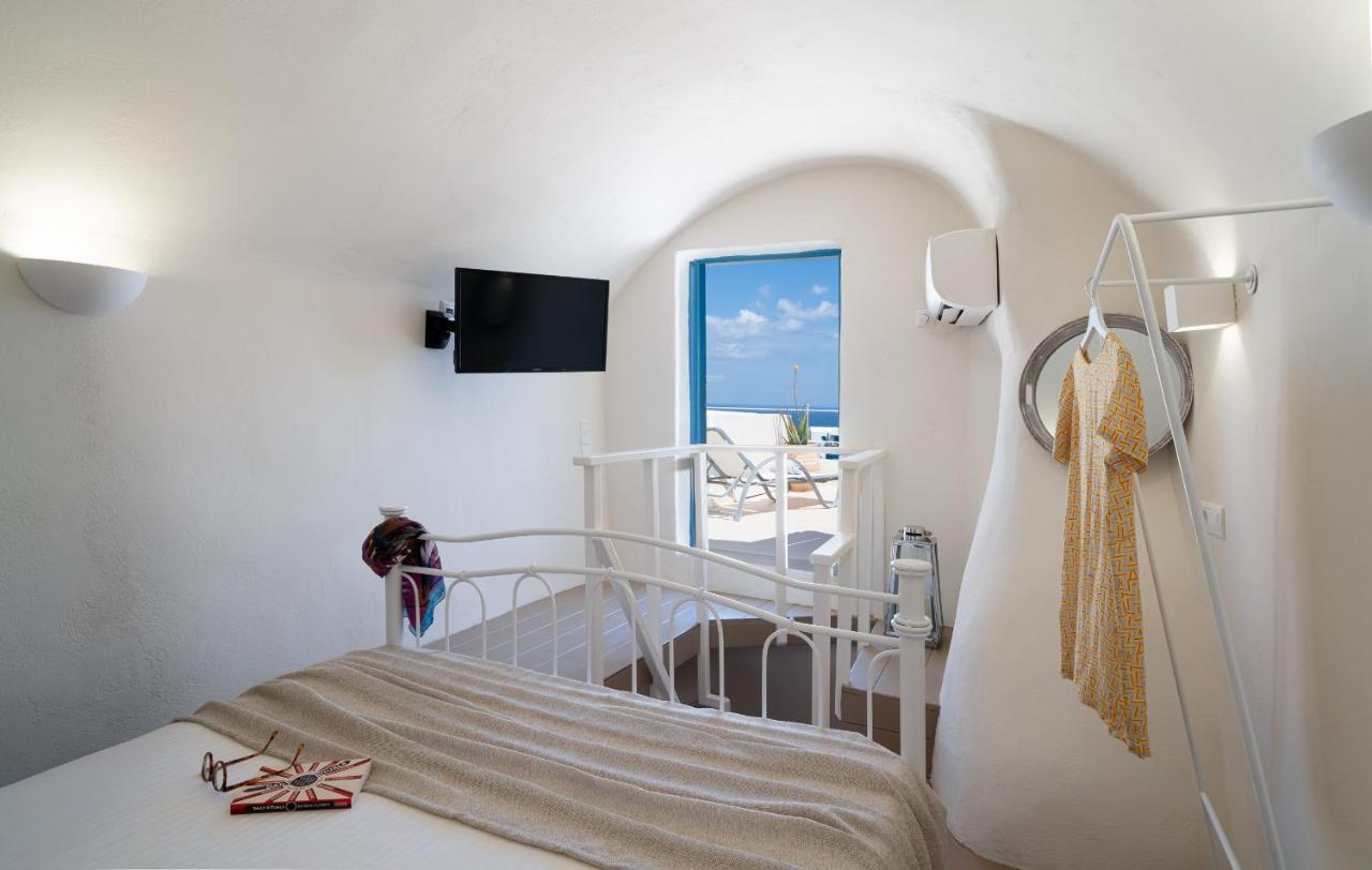 Nalas Suites Emporio  외부 사진